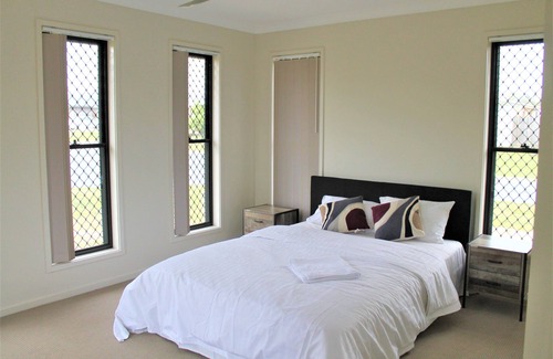 New Auckland House | BREEZE HOME 4 Bedroom Modern House