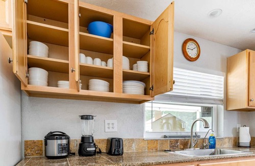 Crystal Lake House | Breeze of the Lakes retreat