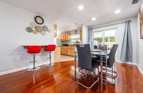 Crystal Lake House | Breeze of the Lakes retreat