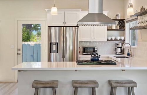 Paso Robles House | Breezy 3 Bedroom Home Walking Distance to Downtown