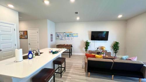 Gulf Breeze House | Breezy Base