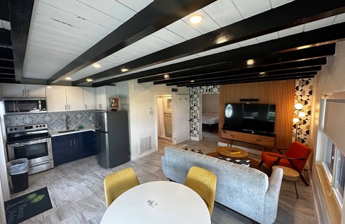 Islamorada Apartment | Breezy Palms Resort