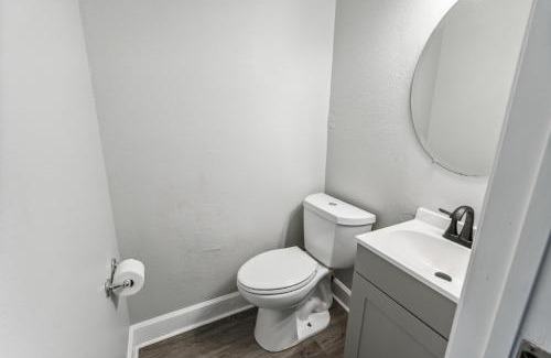 Nashville Apartment | Brentwood D6 I Cozy & Comfy I 2bd I Free Parking