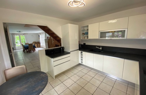 Clohars-Carnoet Villa | Breton style villa set in a large garden, indoor heated pool (28°), jacuzzi