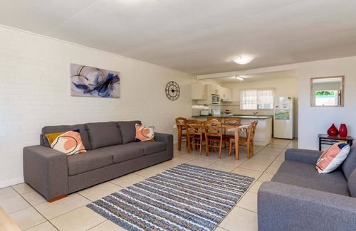 Bongaree Apartment | Bribie Island Waters on Welsby