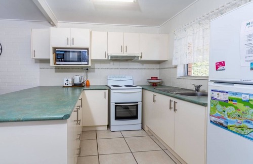 Bongaree Apartment | Bribie Island Waters on Welsby