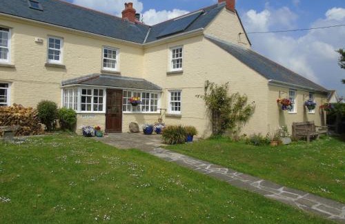Landewednack House | Brick Cottage