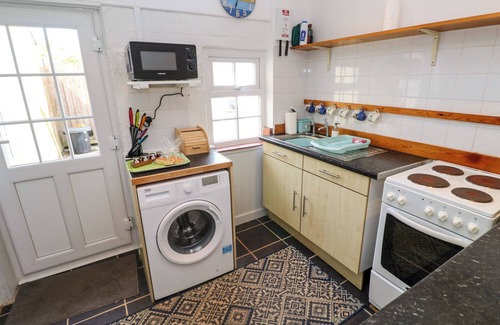 Landewednack Cottage | Brick Cottage