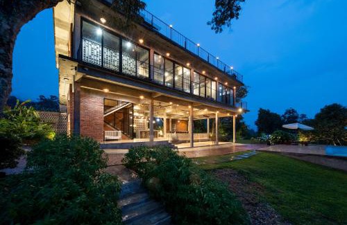 Bukit Tinggi Villa | Brickhouse Bukit Tinggi by Santai Villas