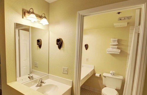 Mount Charleston Hotel | Bridal Suite at The Retreat on Charleston Peak – Minutes from the Trails