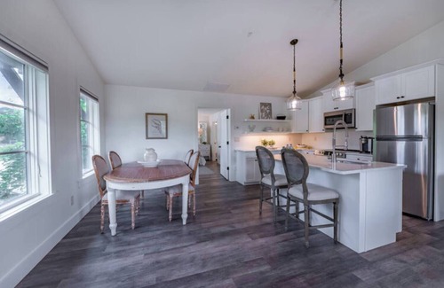 Clayton Hotel | Bridge Creek Inn