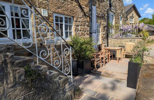 Harrogate House | Bridge House Cottage