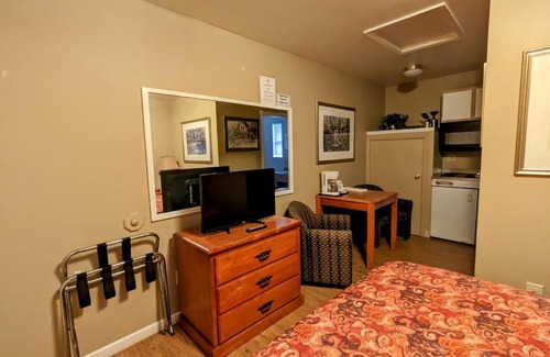 Cascade Locks Hotel | Bridge of The Gods Motel, Cabins & RV Park