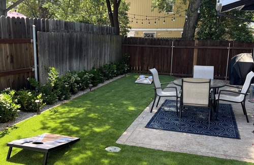 Folsom House | Bridge Street Bungalow