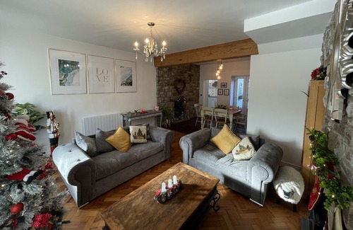Margam Cottage | Bridgend Cottage Perfect place to stay if you love exploring or just relaxing
