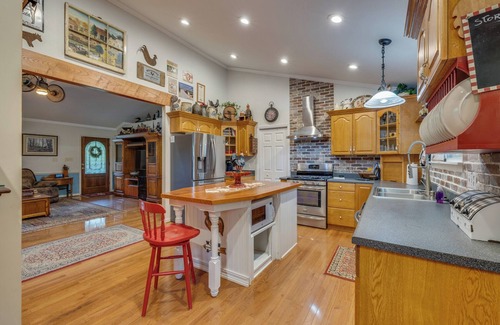 Greeneville House | Bridgeview Bend - Charming 3-bedroom house with spacious yard and seasonal creek