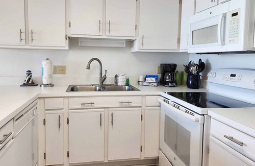 North Litchfield Beach Condo | Bridgewater 414 - Oceanfront w/Lazy River! Nicely Furnished, 2 Bedroom, 2 Bath