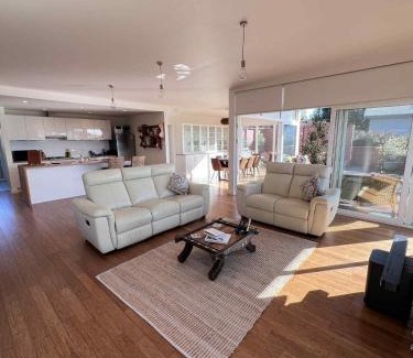 Bridport House | Bridport Breeze