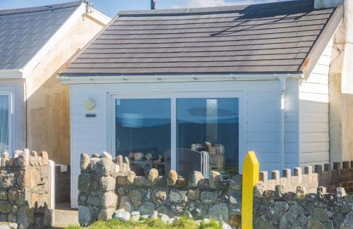 Dinas House | Brig Y Don