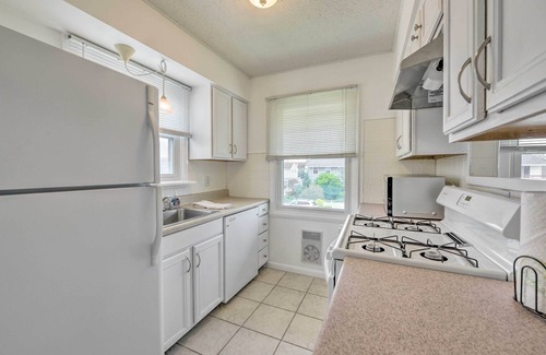 Southend Condo | Brigantine Condo w/Gas Grill - Walk to Beach!