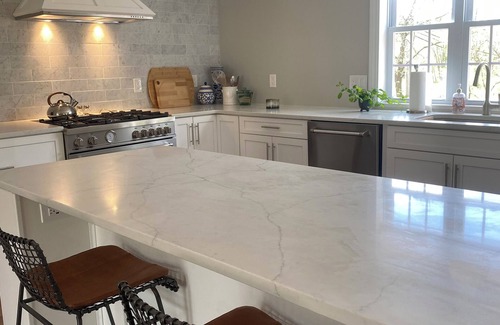 Bellingham House | Bright 1 Bedroom with Private bathroom