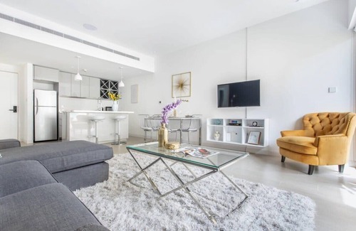 The Greens Apartment | Bright 1BR Apt in The Greens w/Community Views!