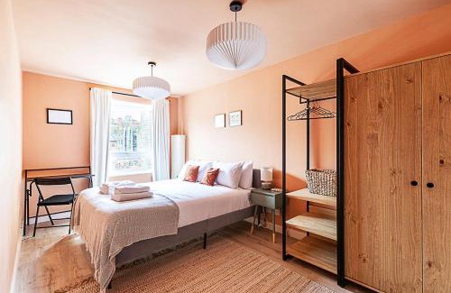 Thamesfield Apartment | Bright 2-Bed Home Near Putney Riverside