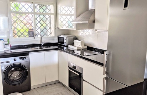 Marbella Apartment | Bright 2 bedroom apartment in a great location! 3 Pools, Private Parking!