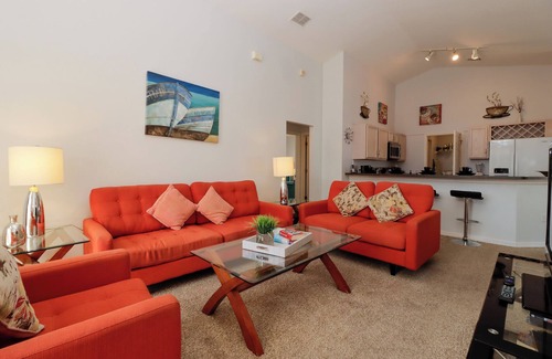 Westbury House | Bright 4-Bed Villa Near Disney | South-Facing Pool & Fun Game Room