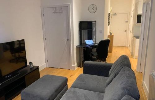 Fairfield Apartment | Bright and Cosy Flat Perfectly Located