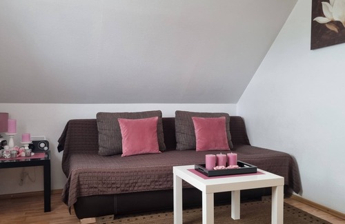 Norddeich Apartment | Bright and family-friendly top floor apartment with WLAN