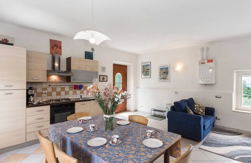 Albisano Apartment | Bright and Modern Holiday Apartment "Casa Silvia"