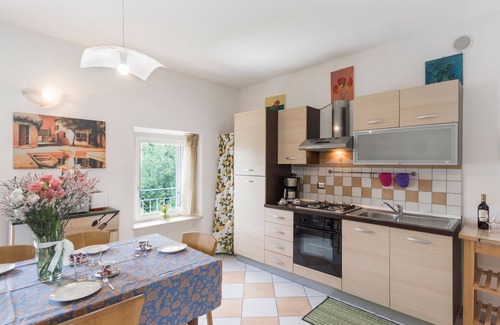 Albisano Apartment | Bright and Modern Holiday Apartment "Casa Silvia"