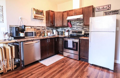 Grande Prairie House | Bright and open-concept parkside suite by the airport