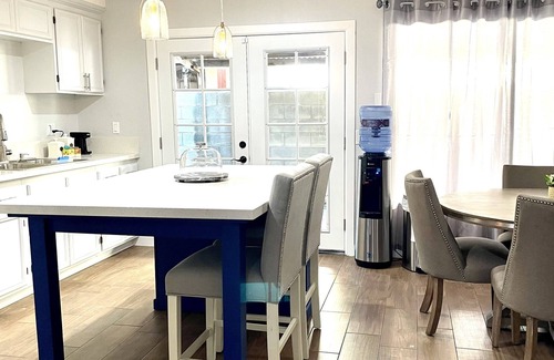 San Bernardino House | Bright and Spacious 3BD/2Bath Retreat w/ Best Location