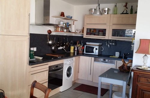 Les Sablettes Apartment | Bright apartment with beautiful terrace - Sea view