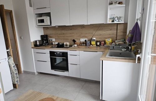 Le Pradet Apartment | Bright apartment - near the beach