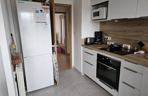 Le Pradet Apartment | Bright apartment - near the beach