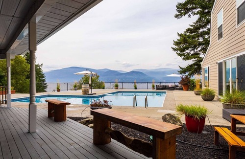 Vernon House | Bright & Breezy Estate Home Nestled in Nature!