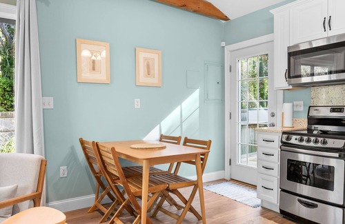 East Sandwich House | Bright Cape Cod Cottage, Half Mile to Beach