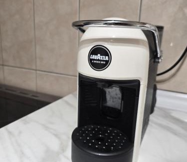 Kisela Voda Apartment | Bright & Cozy Home, Skopje