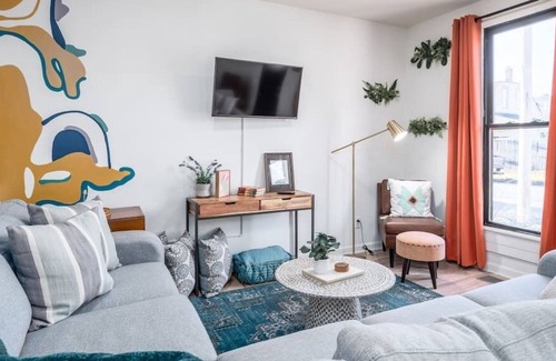 New Albany House | Bright, fun, and colorful home