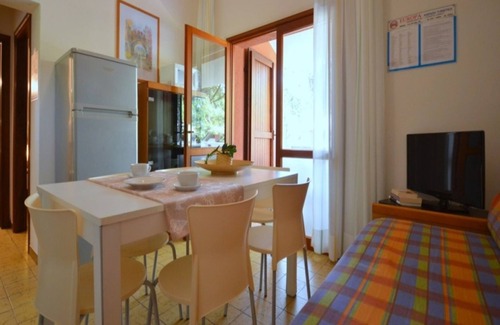 Bibione Lido dei Pini Apartment | Bright home in the greenery