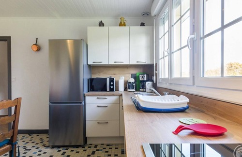 Yvetot-Bocage Cottage | Bright house with pellet stove and garden near Valognes.