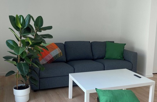 Le Bouscat House | Bright house with glass floor!