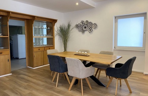 Ueberlingen Apartment | Bright large vacation apartment with terrace and large professional kitchen