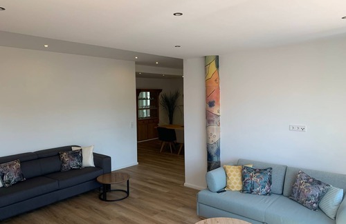Ueberlingen Apartment | Bright large vacation apartment with terrace and large professional kitchen