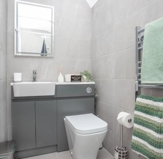 New Forest District Apartment | Bright & Lovely Studio with Parking In New Forest