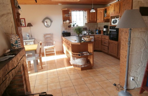 Crozon House | Bright, modern house overlooking the sea and 200m from the beach.