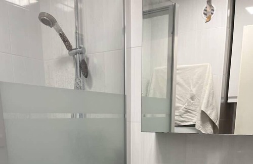 Saint-Fargeau Apartment | Bright nest with a peaceful view on a garden